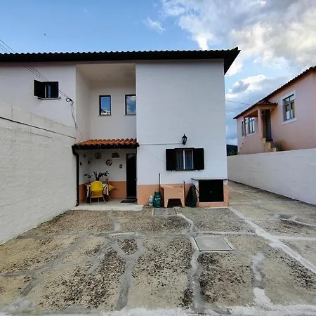 Privatunterkunft Casa Da Avo Fatima *
